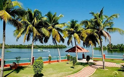 Kalathil Lake Resort Vaikom 4*,